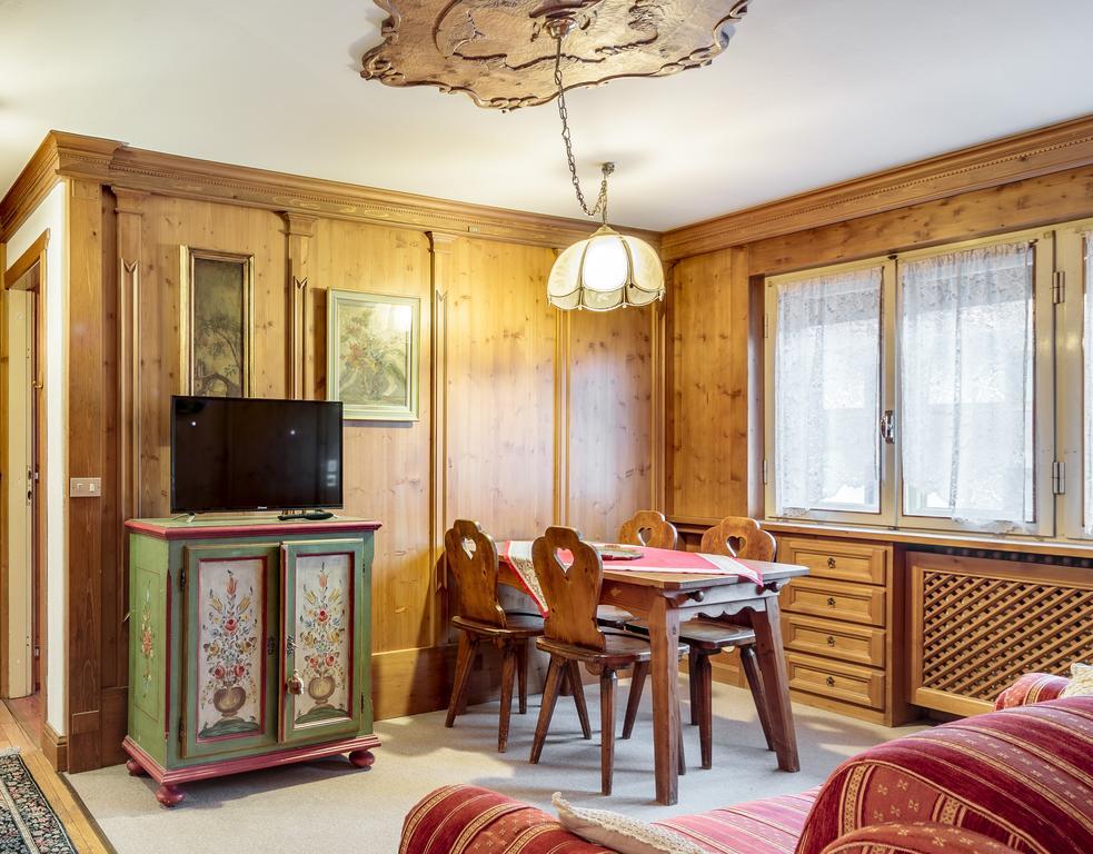 Villa Cristallino -Stayincortina Cortina d'Ampezzo Exterior photo